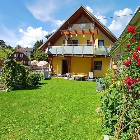 Haus Am Bach In Apartment